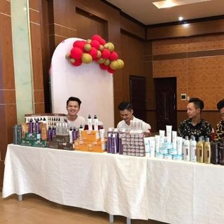 Sữa rửa mặt Déssy, 100% tự nhiên, thơm và dịu mát.