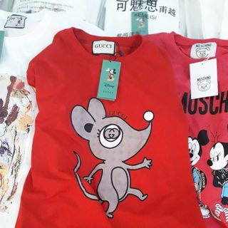 Áo phông pull túi khóa zip