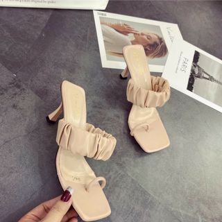 dep xỏ ngón quai nhúm tiểu thư