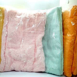Khắn tắm bộ ngẫu nhiên kich thước 70x140cm. Bộ 2 cái