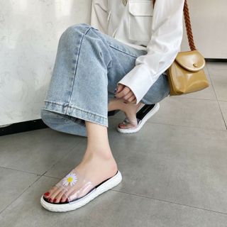 dep nhựa hoa mica