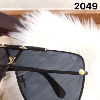 MẮT KÍNH 2049