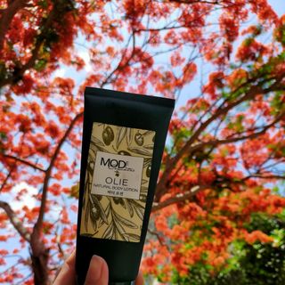 Dưỡng trắng da Body Olie
