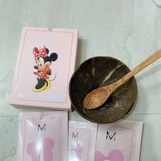Tắm trắng Mickey