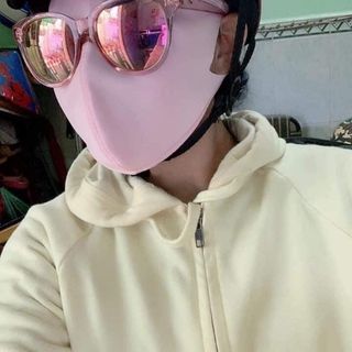 Khẩu trang chống nắng