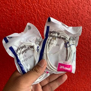 Cáp iPhone giá rẻ UK