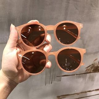 Kính mắt giá rẻ 2020
