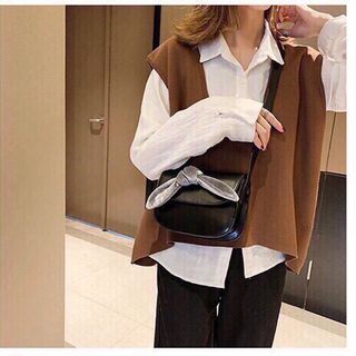 Tui da có nơ vải