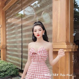 Đầm body caro nơ ngực có mút