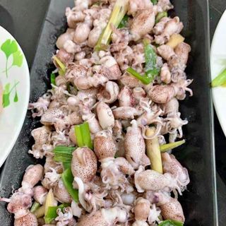 MỰC TRỨNG SỮA