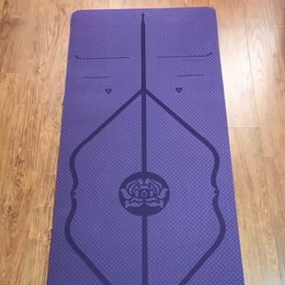 Thảm tpe 8mm có định tuyến