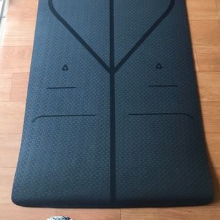 Thảm tpe 8mm có định tuyến