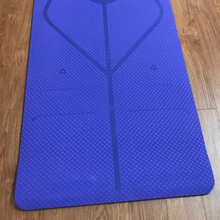 Thảm tpe 8mm có định tuyến