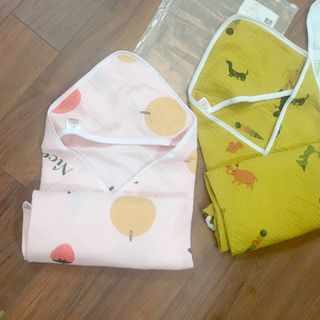 Chăn ủ hè sợi tre Wooji có mũ cho bé kích thước 80x80cm