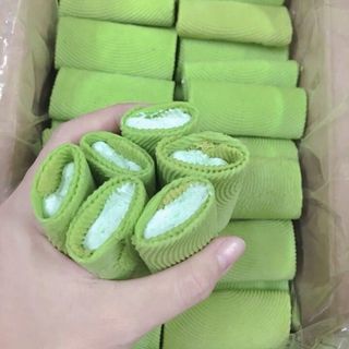 Bánh xốp kem 3 vị 16 cái )