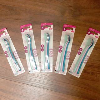 Vỷ 3 thìa tập ăn cho bé Nip