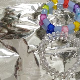 Combo 4 chuỗi đeo tay. Giá sỉ 7500đ 1 chuỗi. Nhiều mẫu vòng tay