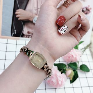 Đồng hồ đá đúc nữ
