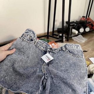 Shooc bò giá vô cùng yêu thương