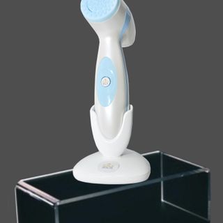 Máy rửa mặt thông minh