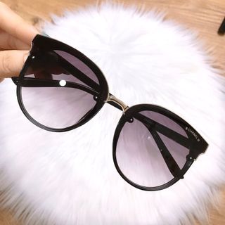MẮT KÍNH 8920