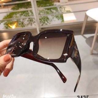 MAT KING THOI TRANG 9051
