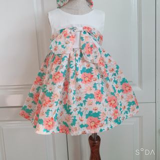 Đầm bé gái thiết kế đẹp từ form - chuẩn từ đường kim mũi chỉ