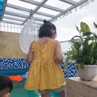 Đầm bé gái dễ thương