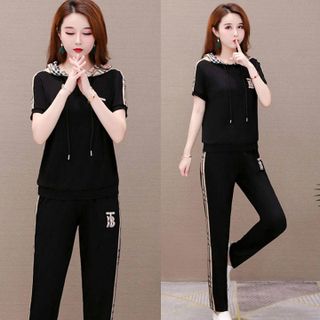 Đồ bộ thể thao phối sọc có nón BT TT393