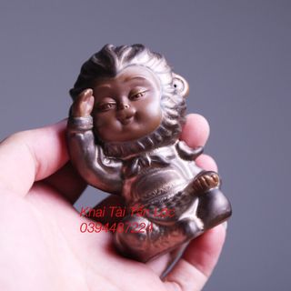Tượng Tôn Ngộ Không ngồi thiền mẫu mới nhất độc lạ