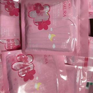 Mặt nạ Sakura