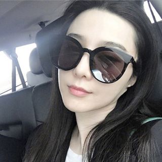 Kính V full box full phụ kiện