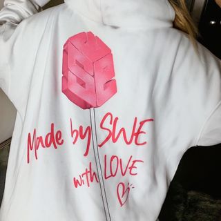 Áo hoodie nữ nỉ ngoại in SWE Love You