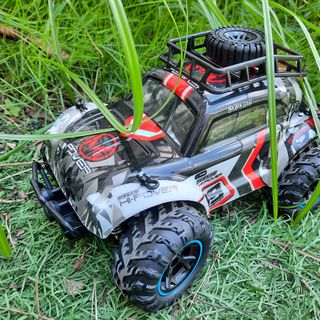 Xe địa hình điều khiển từ xa X-Race