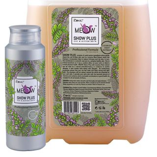Dầu tắm mèo Show plus cat & kitten ( 4,54 lít )