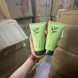 Sữa rửa mặt trà xanh giá sỉ​, giá bán buôn