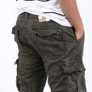 Quần short túi hộp