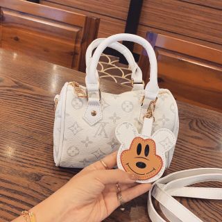 Combo sét túi trống kèm móc gấu kute móc khoá fullogo size 24 cm chất da nhám mềm đẹp xuất sắc ✌🏻quai xách + dây đeo chéo Đặc biệt tặng kèm gấu móc kute ( Hình chụp thật bao trả luôn nếu không như hình )
