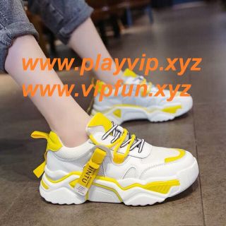 Giày thể thao nữ 2 dây kép gắn mác JINTU