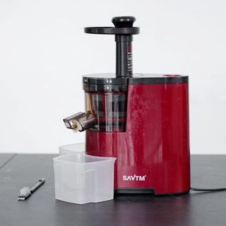 Máy ép chậm savtm je07