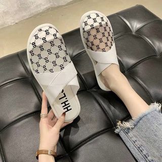 Giày sục lưới