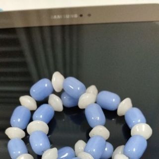 Chuỗi vòng đá xanh biển