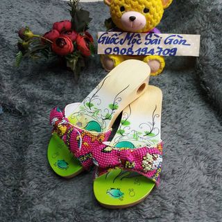 Guốc Gỗ Thời Trang Tự Thiết Kế
