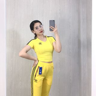 Áo thun croptop das