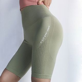 Quần tập lửng gối Ami