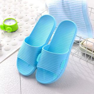 Dép nhựa dẻo đi trong nhà, khách sạn