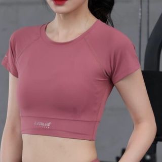 Áo tập croptop thun lạnh chữ