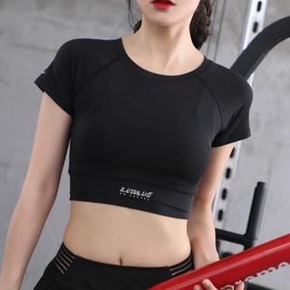 Áo tập croptop thun lạnh chữ