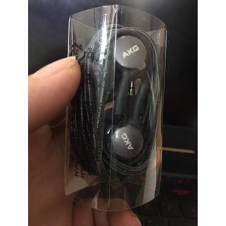Tai nghe ss AKG