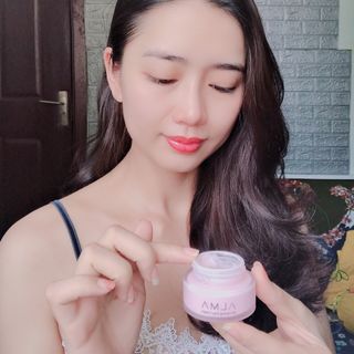 kem lụa sữa giá lẻ 230k